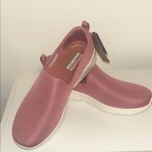 Skechers Women's Rose Slip-On Sneakers